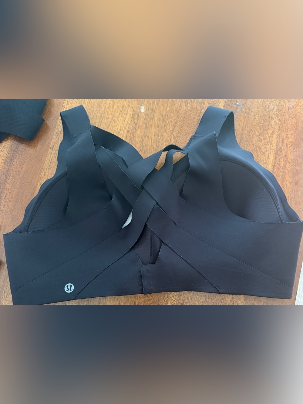 lululemon athletica Black Supportive V-Neck Sports Bra 40c - Picture 2 of 3